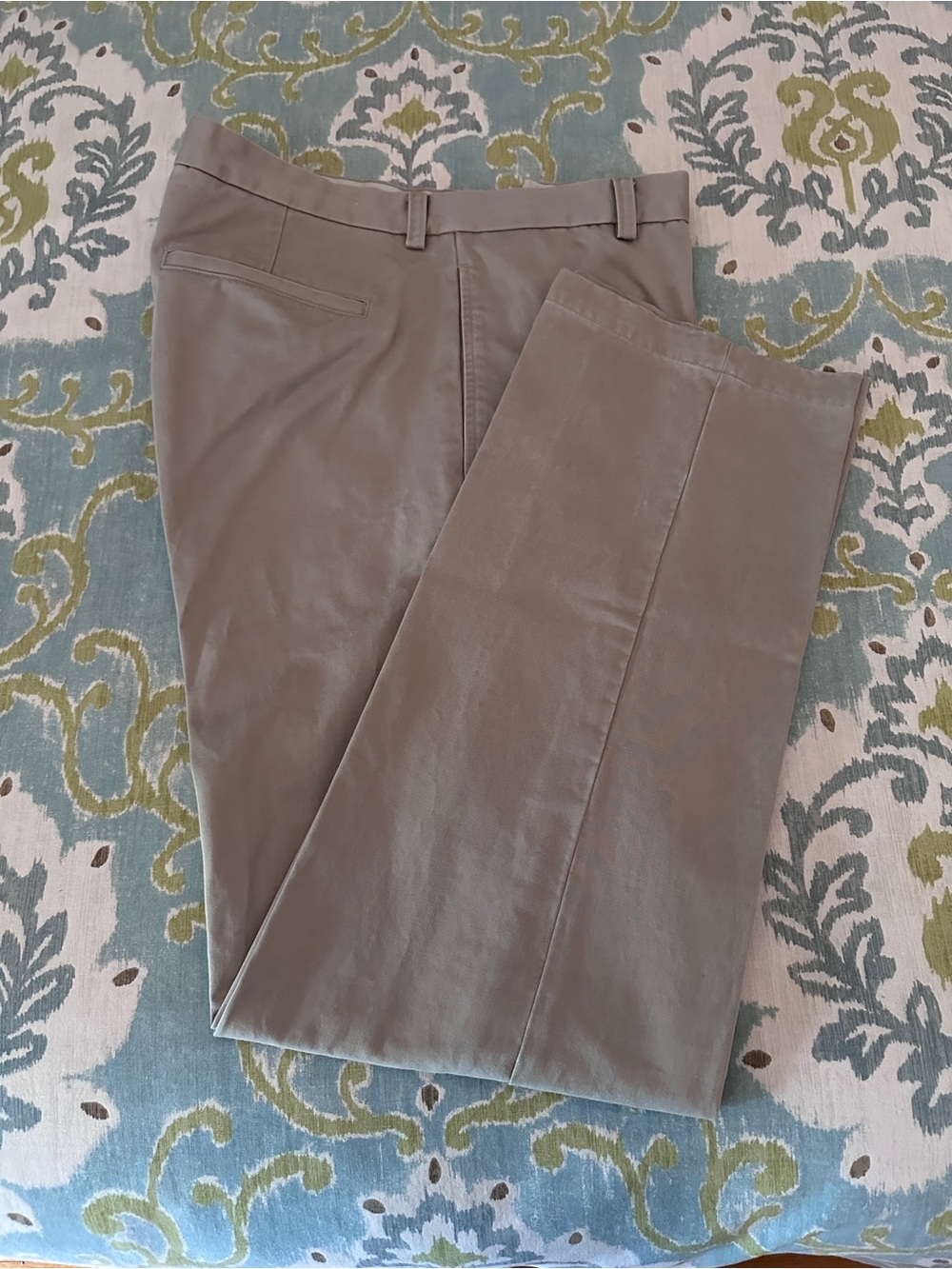 Banana Republic Men's Chinos in khaki